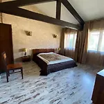 Domaine De La Tannerie D'hotes Et Bed & Breakfast Prades (Pyrenees-Orientales)
