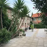 Domaine De La Tannerie D'hotes Et 4* פראד