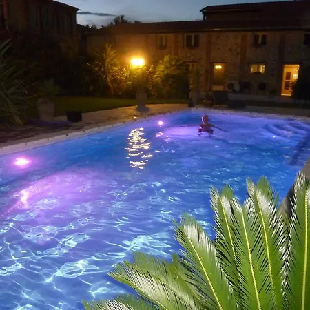 Domaine De La Tannerie D'hotes Et 住宿加早餐酒店 4*