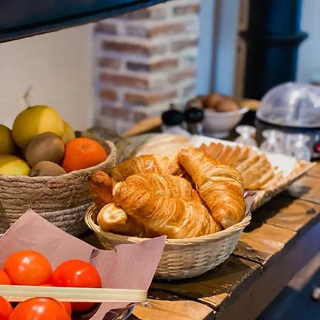 Domaine De La Tannerie D'hotes Et 4*