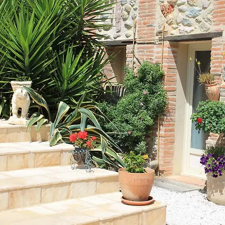 Domaine De La Tannerie D'hotes Et Bed & Breakfast 4*