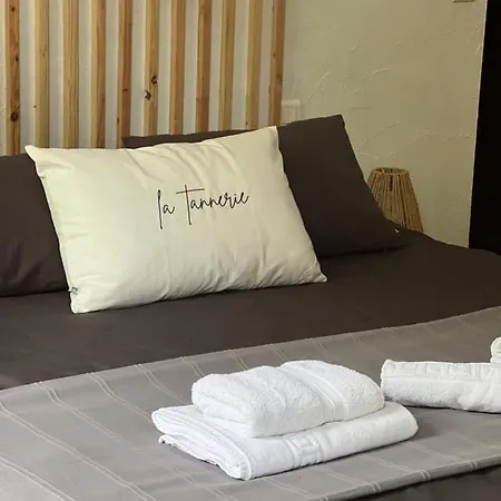 Domaine De La Tannerie D'hotes Et Bed and breakfast