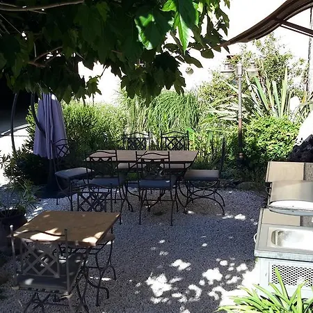 Bed & Breakfast Domaine De La Tannerie D'hotes Et Prades (Pyrenees-Orientales)