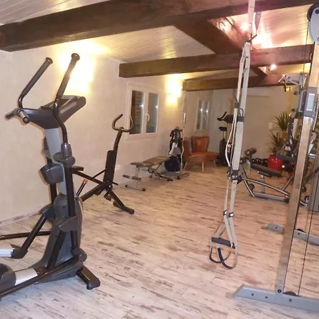 Domaine De La Tannerie D'hotes Et 4*