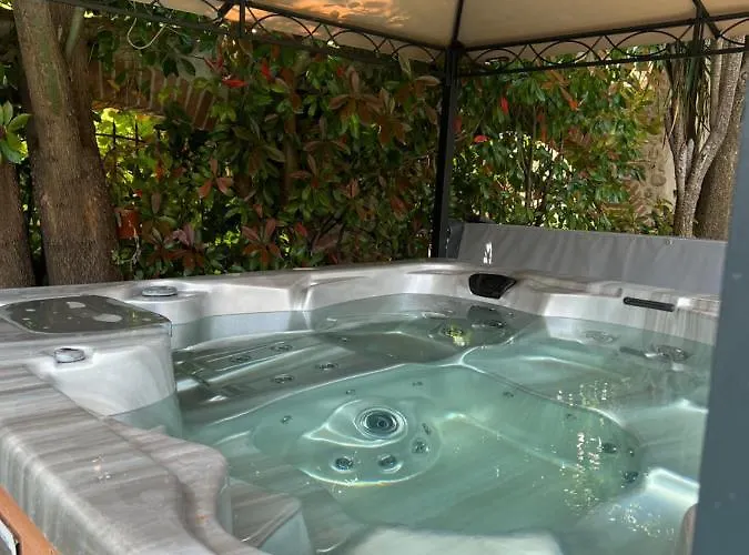 Bed & Breakfast Domaine De La Tannerie D'hotes Et Prades (Pyrenees-Orientales)