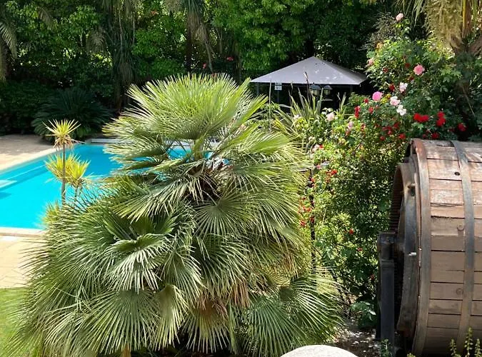 Bed & Breakfast Domaine De La Tannerie D'hotes Et Prades (Pyrenees-Orientales)
