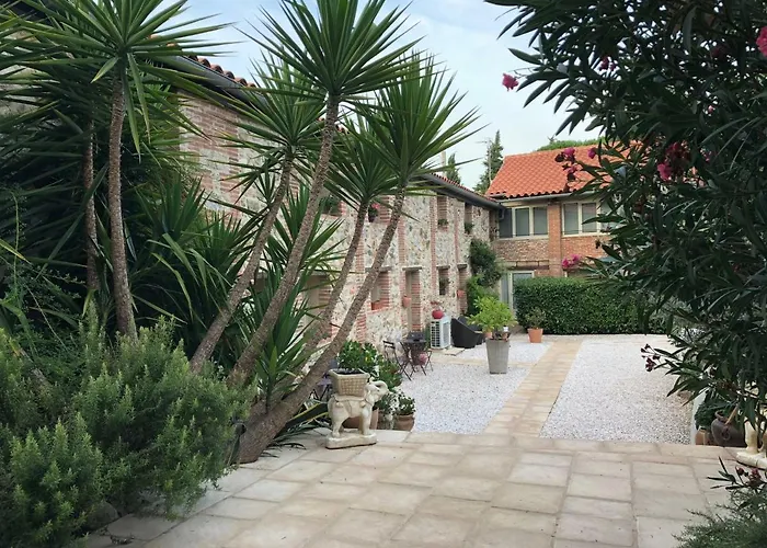 Domaine De La Tannerie D'hotes Et 4* Prades (Pyrenees-Orientales)